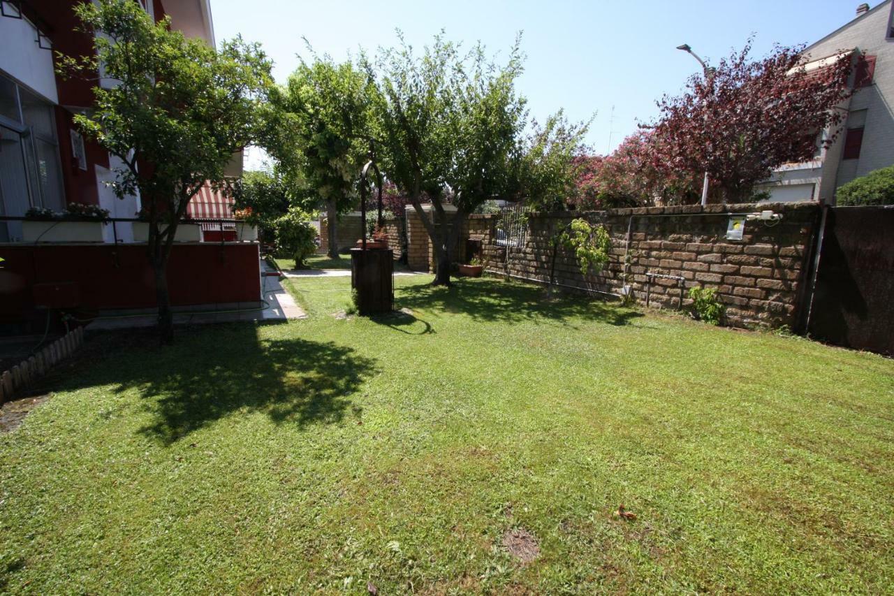 Villa Della Tartaruga Casal Palocco Extérieur photo